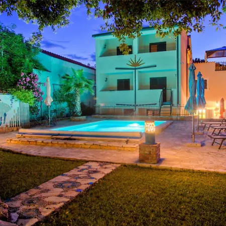 Dolce **** Villa