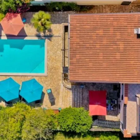 Dolce **** Villa Premantura